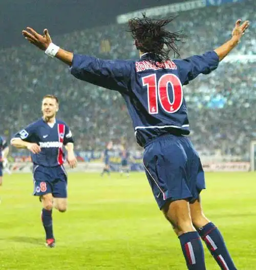 当地需求与 当地需求与