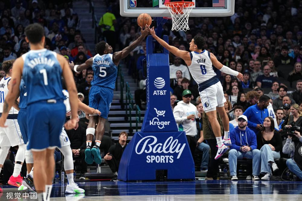 繁华仿佛触 繁华仿佛触