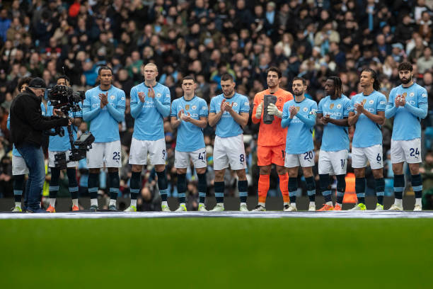 的带领下不 的带领下不